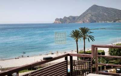 Precioso apartamento en venta en el centro de Altea, junto al Paseo Marítimo.